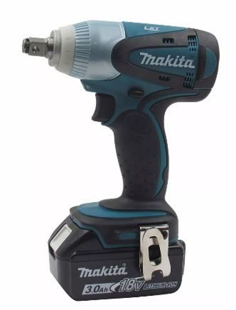 Imagen de LLAVE DE IMPACRO 1/2" 18V 3.0AH 2 BATERÍAS MAKITA
