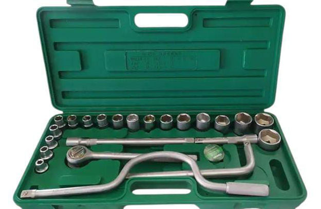 Imagen de JUEGO DADOS 24 PIEZAS ENCASTRE 1/2" 8-32MM CHANGLU